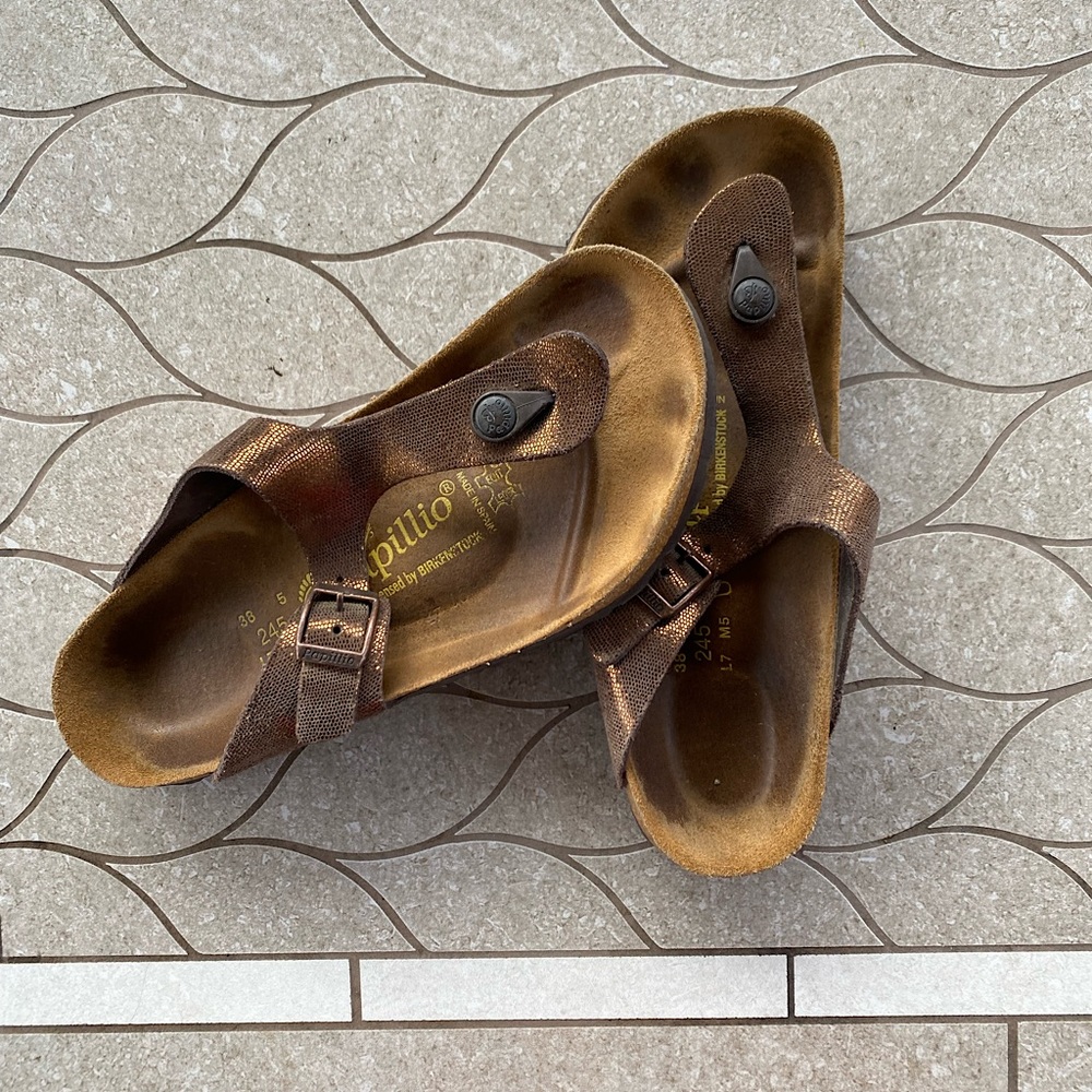 Birkenstock Papillio metallic sandal EUC size 38